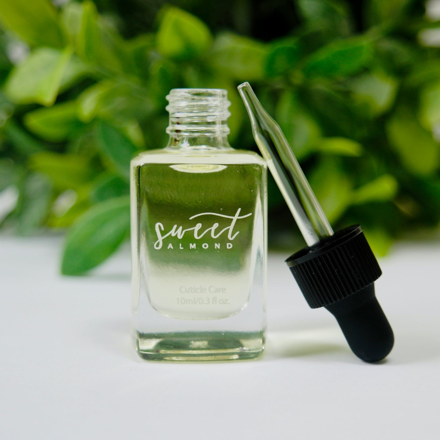 Sweet Almond Cuticle Oil (with EYE DROPPER)